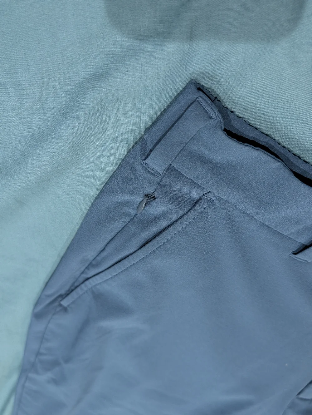 Mizzen+Main Helmsman Slim Joggers Blue 30W Golf Performance Pants Stretch Travel - Picture 13 of 15